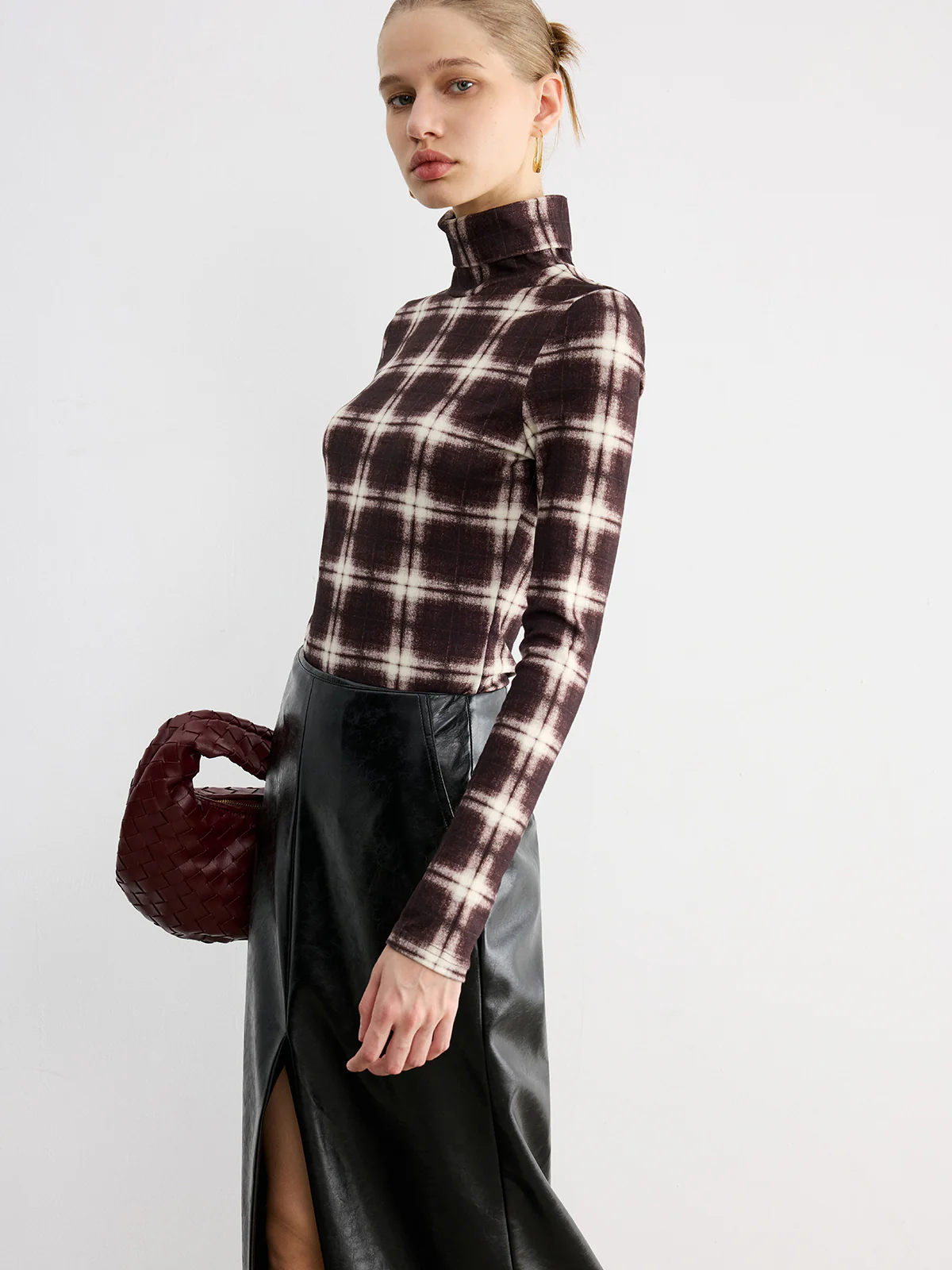 Plaid Slim Turtleneck Blouse